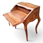 elegante-scrittoio-a-ribaltina-stile-luigi-xv
