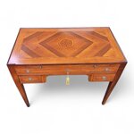 scrittoio-artigianale-su-misura-con-pianetto-estraibile