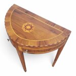 consolle-da-ingresso-demilune-con-apertura-ad-ali-di-gabbiano