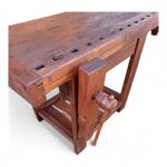 vecchio-banco-da-falegname-con-doppia-morsa