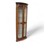 angoliera-cantonale-classica-due-porte-a-vetro