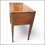 scrittoio-luigi-sedici-intarsiato-tre-cassetti