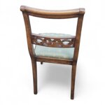 sedia-classica-con-schienale-intagliato