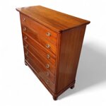 cassettiera-artigianale-stile-luigi-filippo-6-cassetti-in-noce-massello