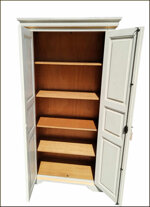 armadietto-da-ingresso-due-ante-dipinto-a-mano-con-greche-e-fiori