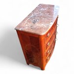 piccolo-comoncino-da-ingresso-di-meta-900