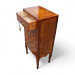 piccola-cassettiera-ingresso-lastronata-intarsiata