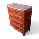 piccolo-comoncino-da-ingresso-di-meta-900