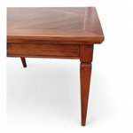 tavolo-quadrato-allungabile-con-venatura-spinata-110x110