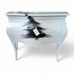 comoncino-da-ingresso-classico-con-laccatura-moderna