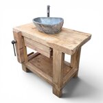 banco-da-falegname-con-lavabo-per-bagno