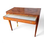 scrittoio-artigianale-su-misura-con-pianetto-estraibile