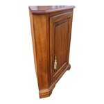 angoliera-cantonale-in-legno-massello