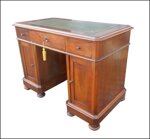 scrittoio-lombardo-800-con-piano-in-pelle