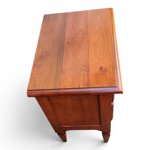trittico-como-e-comodini-stile-luigi-sedici-artigianali-realizzati-in-noce