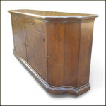 credenzone-in-legno-vecchio-con-ante-mosse