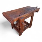 vecchio-banco-da-falegname-con-doppia-morsa