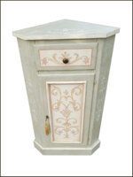 angoliera-dipinta-in-stile-provenzale-realizzabile-su-misura