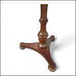 tavolino-inglese-rotondo-con-intarsio-centrale