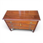 trittico-como-e-comodini-stile-luigi-sedici-artigianali-realizzati-in-noce