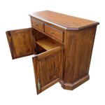 credenza-due-ante-scantonata-realizzata-in-tiglio-massello