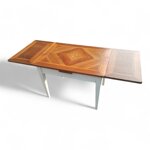 tavolo-classico-con-piano-in-noce-e-basa-laccata-a-mano-a-vecchio