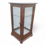 vetrinetta-da-centro-per-esposizione-oggettistica