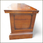 cassapanca-pannello-liscio-in-noce-massello