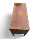 comoncino-da-ingresso-lastronato-con-intarsio