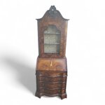 raffinato-trumeau-veneto-lastronato-a-mano-con-pregiata-radica-ferrarese-di-noce