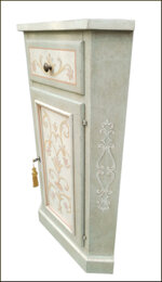 angoliera-dipinta-in-stile-provenzale-realizzabile-su-misura