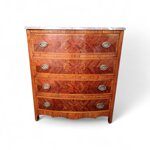 piccolo-comoncino-da-ingresso-di-meta-900