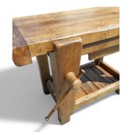 banco-da-lavoro-da-falegname-in-legno-antico