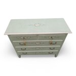 trittico-como-e-comodini-provenzali-dipinti-su-verde-salvia