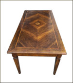 tavolo-quadrato-classico-apribile-a-libro-con-piano-intarsiato
