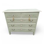 trittico-como-e-comodini-provenzali-dipinti-su-verde-salvia