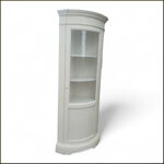 angoliera-classica-laccata-a-mano