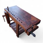 vecchio-banco-da-falegname-con-doppia-morsa