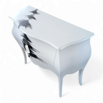 comoncino-da-ingresso-classico-con-laccatura-moderna