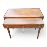 scrittoio-luigi-sedici-intarsiato-tre-cassetti