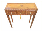 consolle-lastronata-ed-intarsiata-a-mano-con-stella-sul-piano