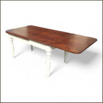 tavolo-provenzale-allungabile-con-base-laccata