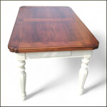 tavolo-provenzale-allungabile-con-base-laccata