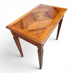 tavolo-consolle-allungabile-con-piano-intarsiato