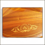 tavolino-da-the-con-alette-intarsiate