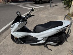 honda pcx 125.jpeg