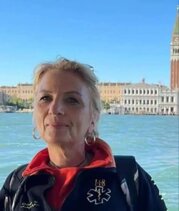 9f1fc2a6-a294-4eef-8eee-5476cee9e1f6