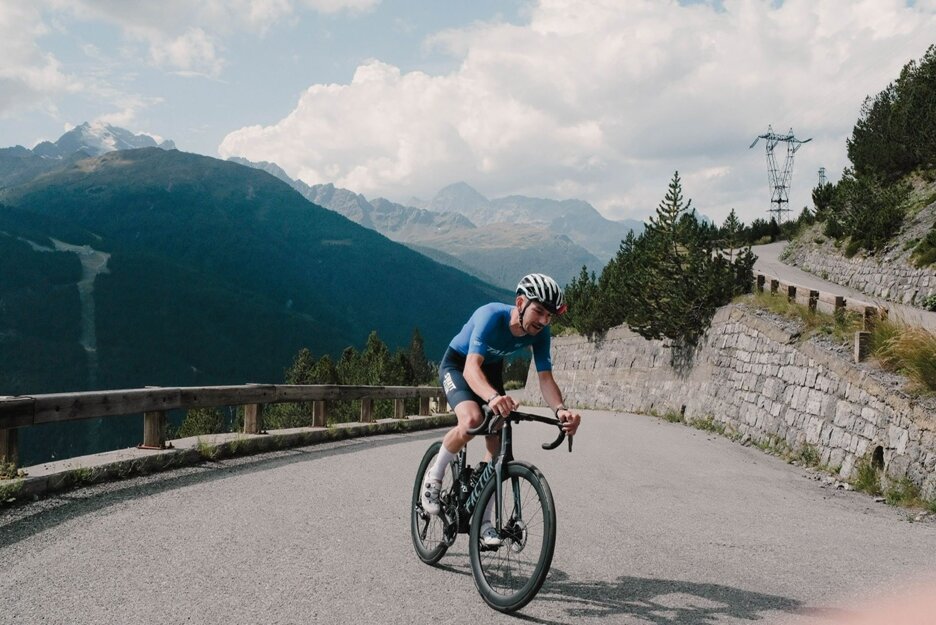 b6c37b3d-62b7-4a78-ac06-fe4fcc57227e.jpeg b6c37b3d-62b7-4a78-ac06-fe4fcc57227e.jpeg