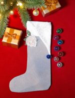 calza-di-natale-in-canvas-con-risvolto-a-forma-di-cappellino-di-gnomo-color-bianco-latte