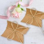 scatolina-in-cartoncino-automontante-cm-9x63-color-naturale